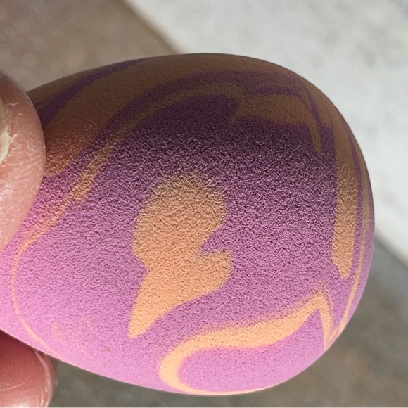 Lot of 2 Ulta Beauty Blender Sponges Standard Size Pink Orange Swirl Brand New - Picture 7 of 11